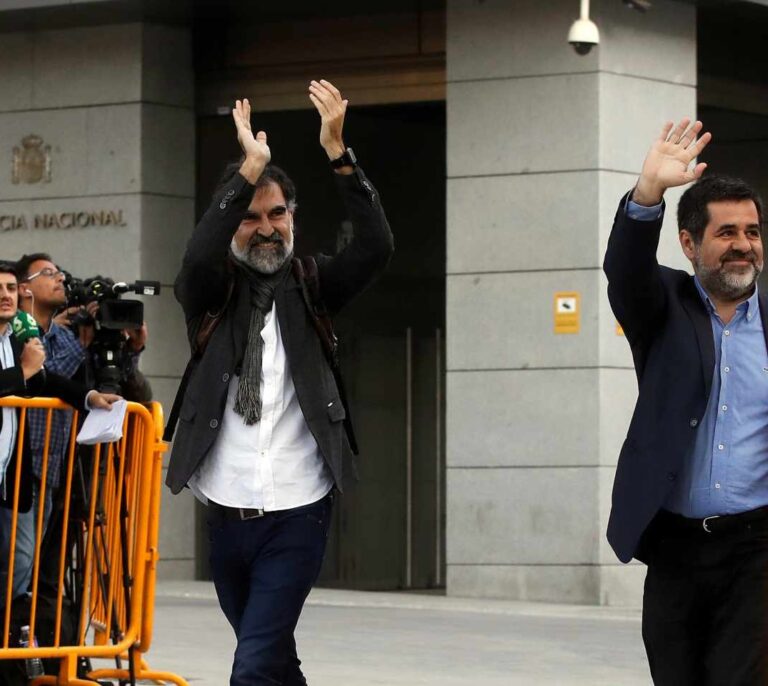 El Constitucional admite a trámite los recursos de amparo de 'los Jordis'