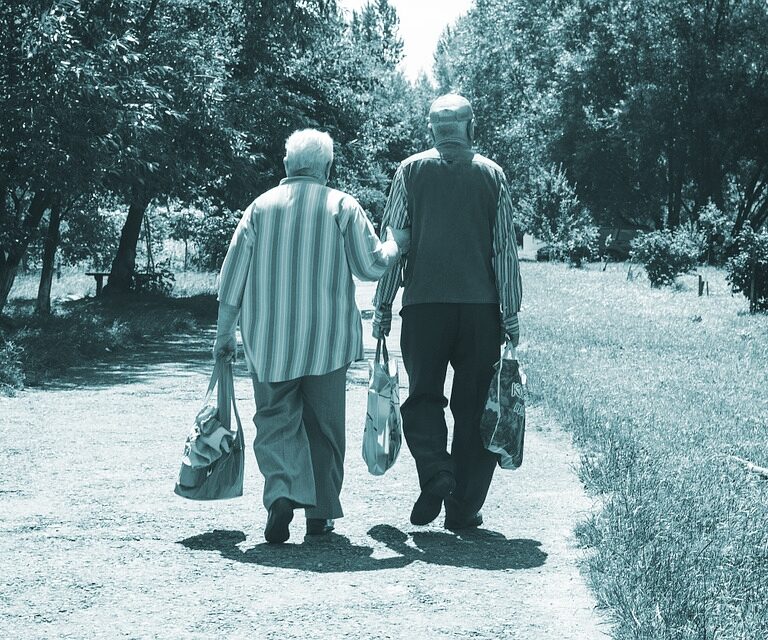 ¿Y por qué las eléctricas no nos pagan las pensiones?