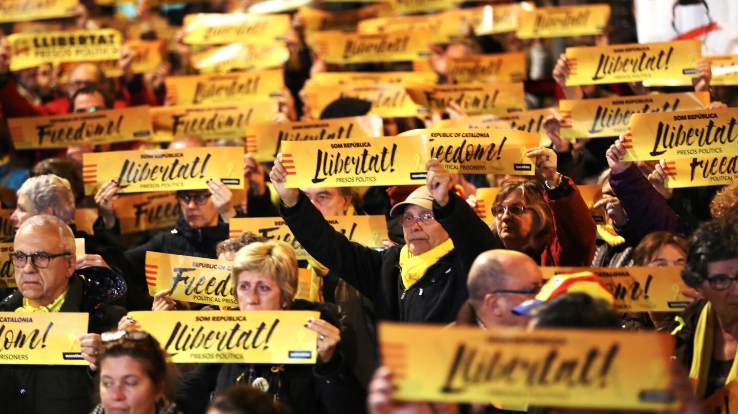 Concentración convocada para apoya a Junqueras en Barcelona.