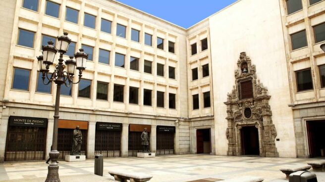 Casa de las Alhajas, sede histórica del Monte de Piedad, aledaño al Corte Inglés de Preciados y a Sol.
