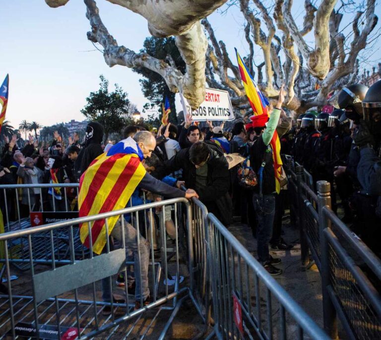Balance en la Ciudadela: dos detenidos y la acampada se desmonta