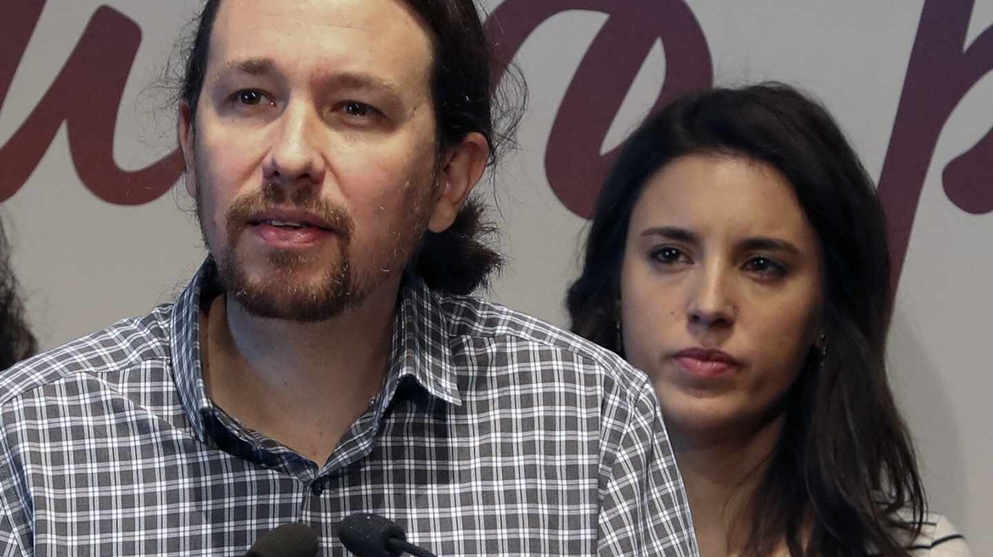 Pablo Iglesias e Irene Montero, durante una rueda de prensa.