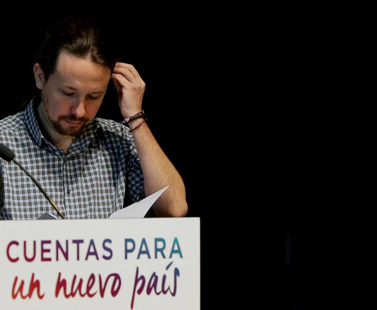 El secretario general de Podemos, Pablo Iglesias, durante la presentación de los presupuestos alternativos de Podemos.