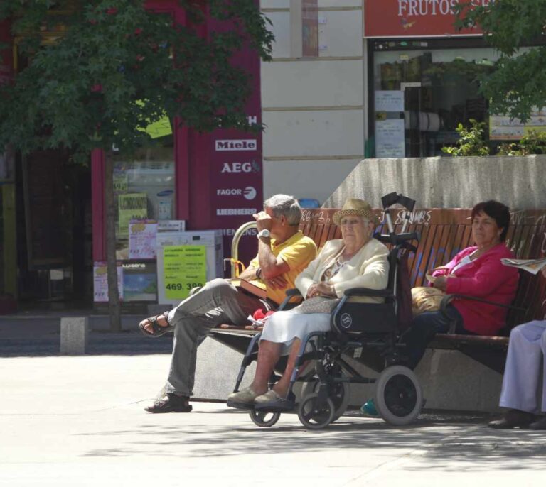 El gasto en pensiones alcanza un nuevo récord y roza ya los 9.000 millones al mes
