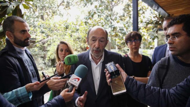 Rubalcaba: "No llamé al PSOE tras ver a Pascal porque me pusieron como un trapo"