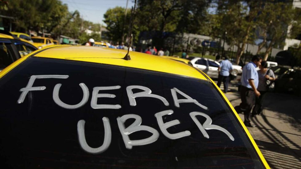 Protesta de taxistas contra Uber.