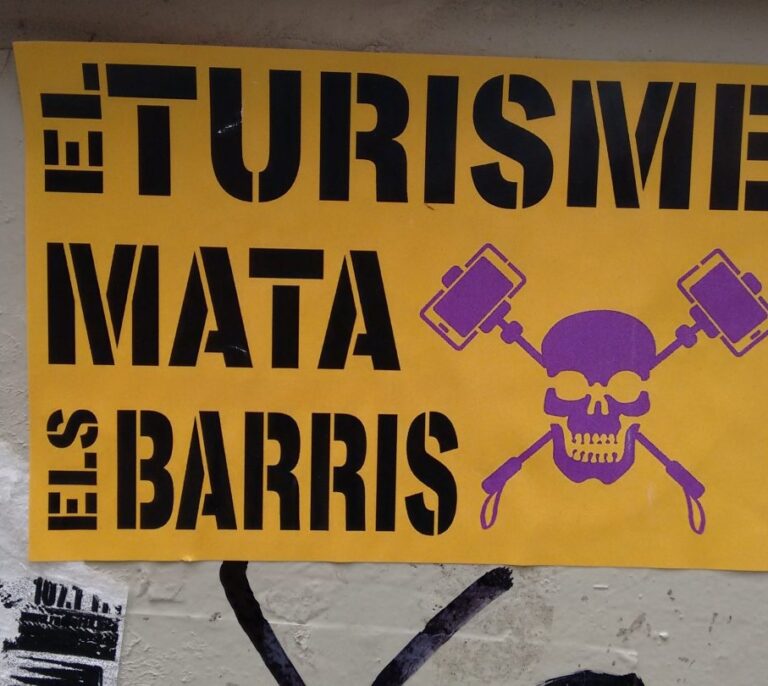 Los touroperadores extranjeros avisan: Barcelona y Mallorca perderán visitantes por la saturación y la 'turismofobia'