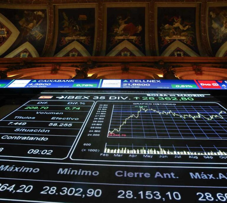 El Ibex se despide de los 10.000 puntos tras liquidar 50.000 millones en siete días
