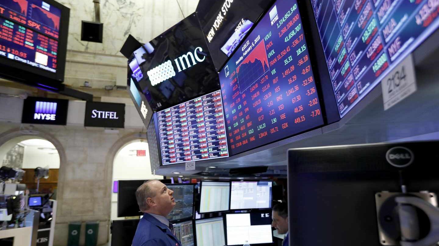 Wall Street pierde otro 4% y agrava la crisis de los mercados.