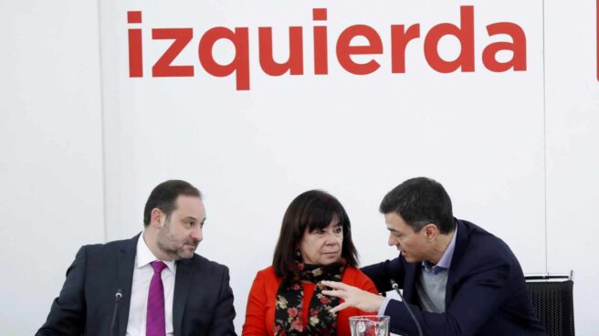 El PSOE se reúne con C's para cambiar la ley electoral aunque sólo sirva "de cara a la galería"