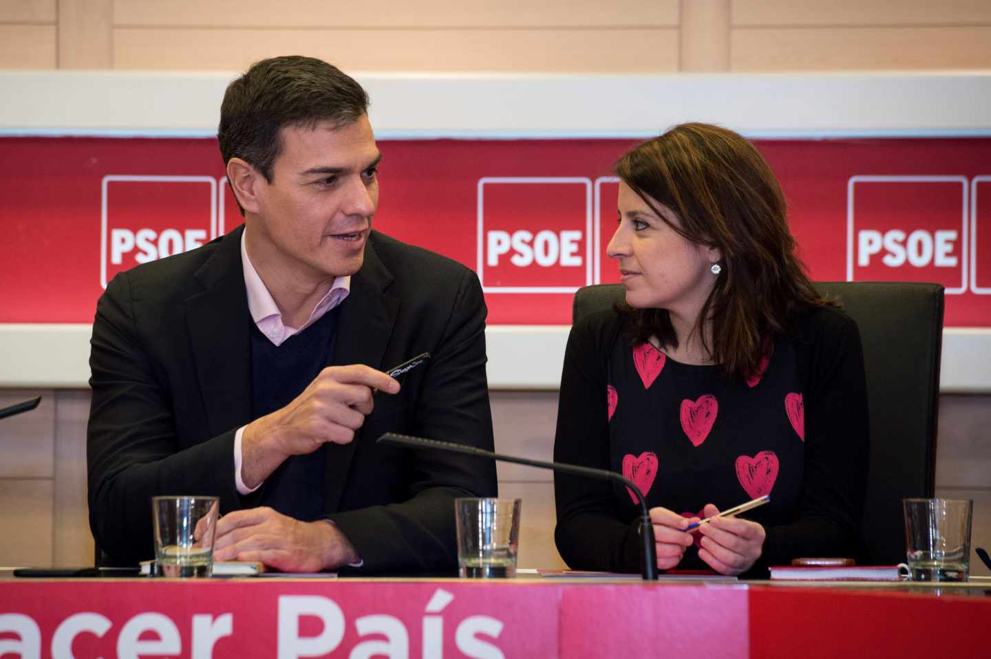 El PSOE eleva el discurso del miedo: "Tenemos al fascismo a las puertas del Congreso"