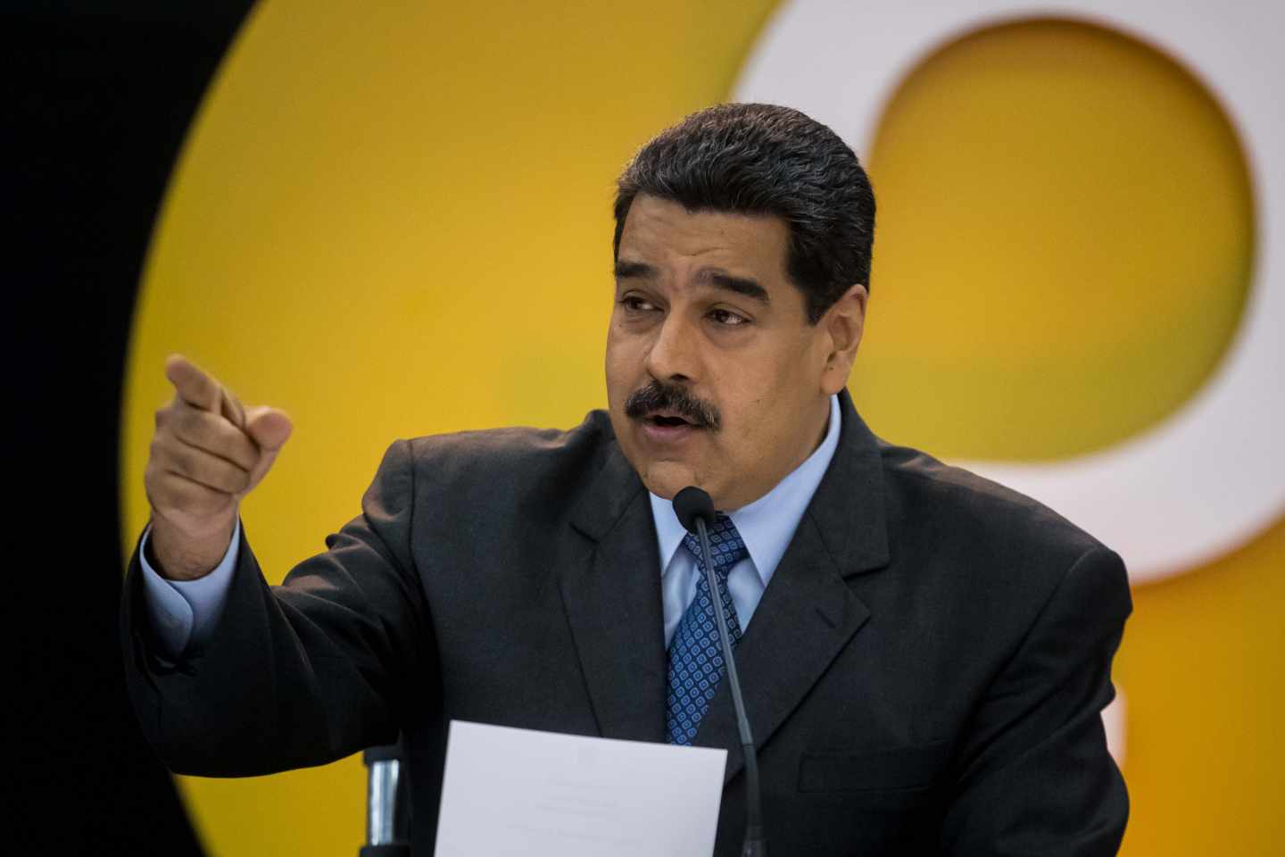 Maduro asegura que la demanda del petro alcanza los 735 millones.