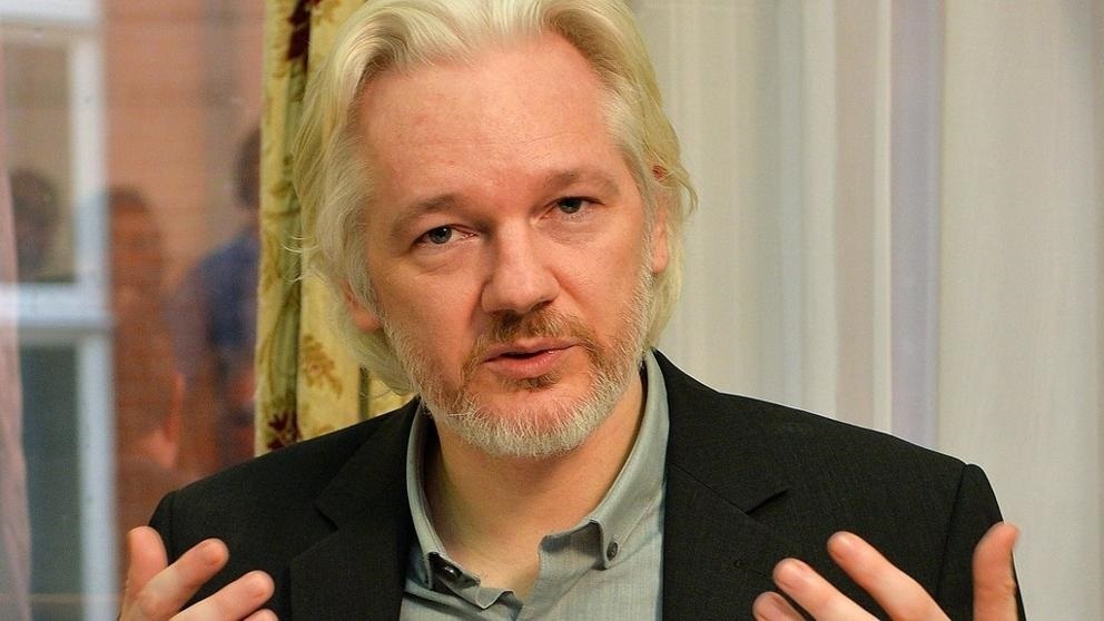 Julian Assange en la embajada ecuatoriana en Londres.