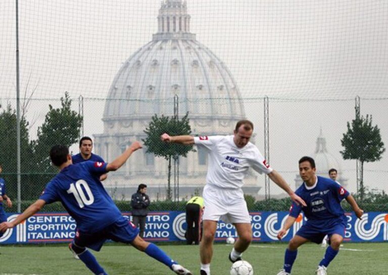 Comienza el Mundial de curas que jugó un Iniesta