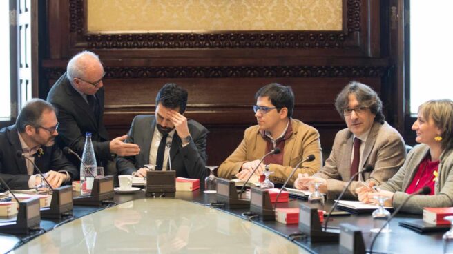 Reunión de la Mesa del Parlament. Reunión de la Mesa del Parlament.