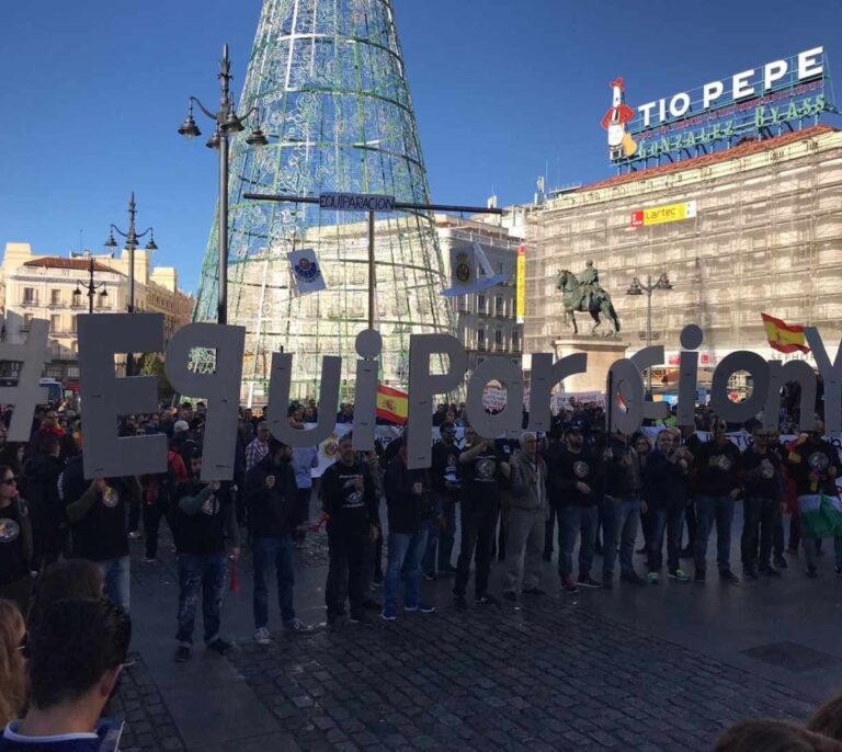 Policías y guardias civiles rompen con Interior la negociación por la equiparación salarial