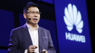 El FBI y la CIA piden a los estadounidenses que no compren móviles de Huawei