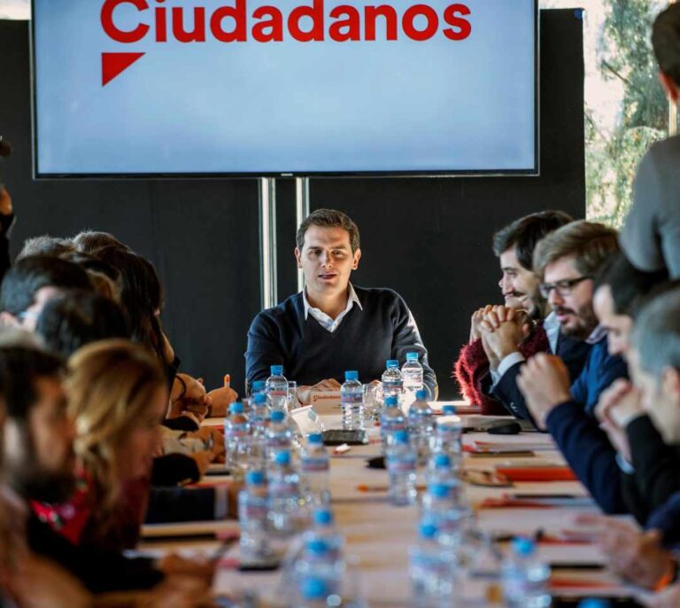 Un jefe de redes de Cs trabajó tres años para el partido mientras cobraba de la Seguridad Social