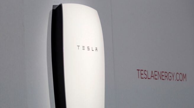 Tesla Tesla quiere convertir 50.000 viviendas en la mayor planta solar del mundo
