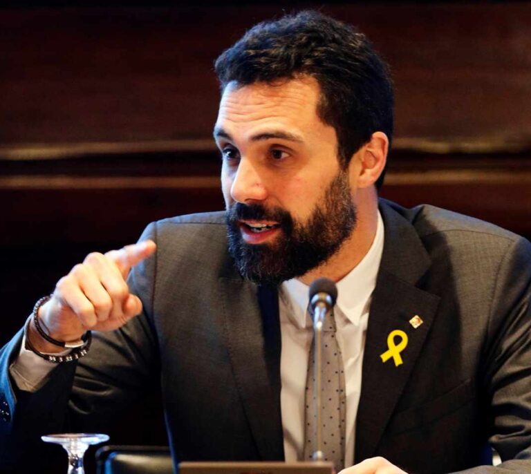 ERC estalla contra JxCat: "Ya está bien de medallas y trapos sucios"