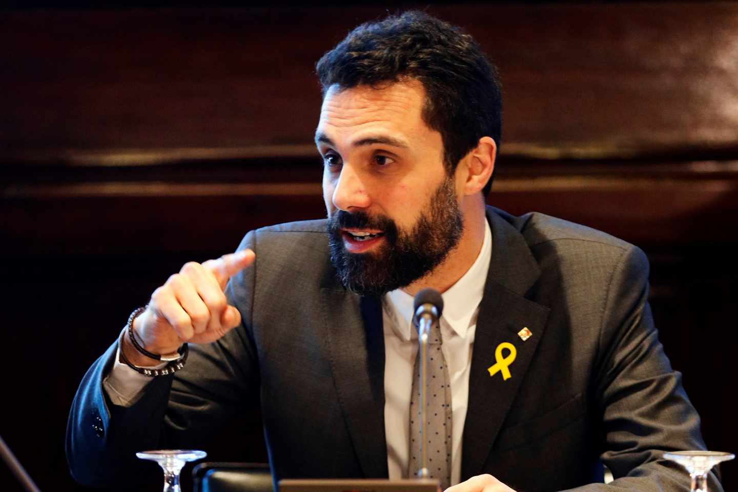 Roger Torrent preside la Mesa del Parlament.