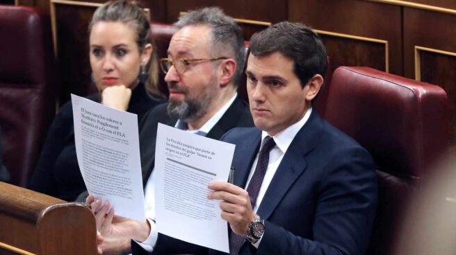 El líder de Ciudadanos, Albert Rivera, durante su intervención hoy en la sesión de control al Gobierno.