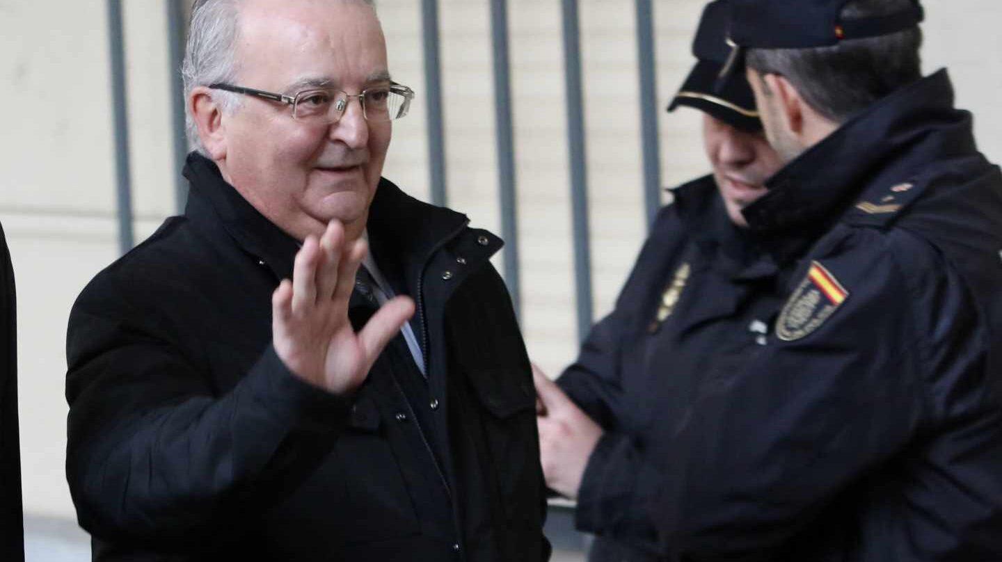 Antonio Fernández, consejero de Empleo entre 2004 y 2010, llegando a la Audiencia de Sevilla.