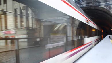 Un tren de cercanías arrolla a una persona en la estación de Villaverde Alto, Madrid