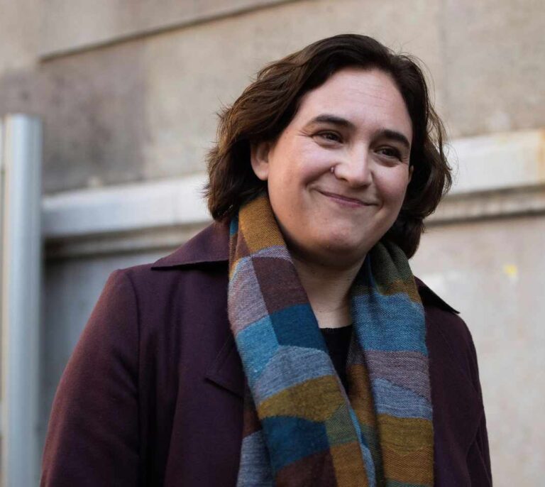 Colau, sobre su plante al Rey: "Se posicionó al lado de las tesis más duras y represivas"