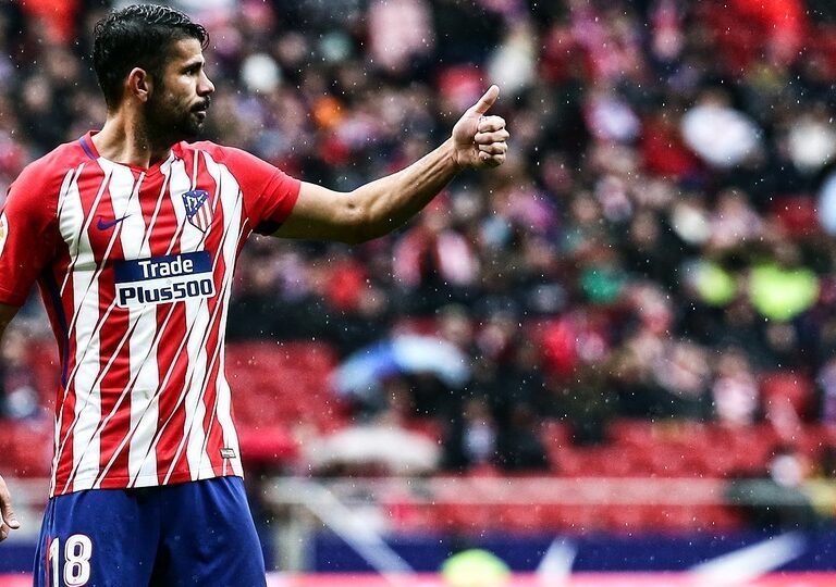 Movistar y Orange luchan por quitar a Vodafone sus 400.000 clientes con fútbol