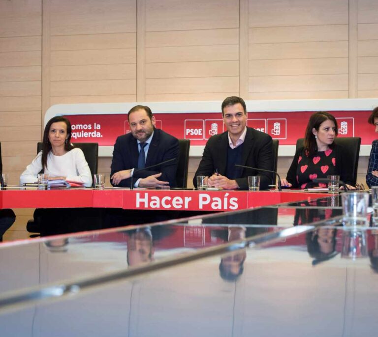 El PSOE reprocha a los barones que abran "brechas y bandos" por el uso del castellano