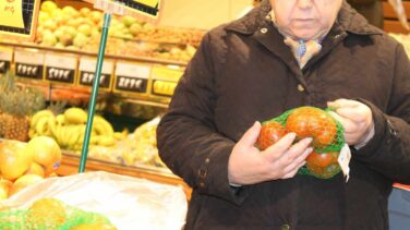 Los mayores lastran el avance de la compra 'online' del súper en España