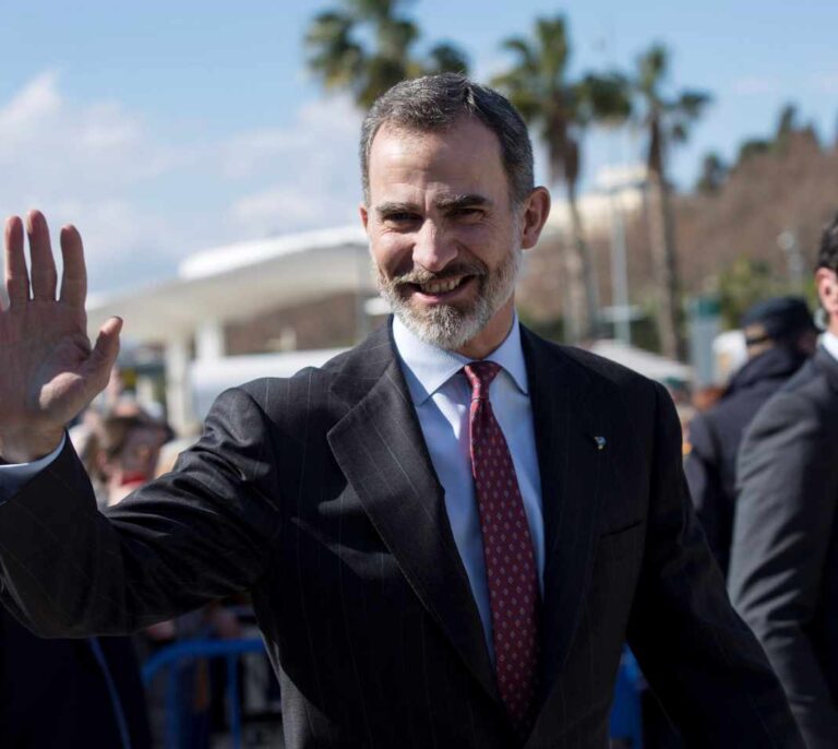 El Rey cancela su asistencia a un congreso en la Universidad de Extremadura por la polémica de la Selectividad
