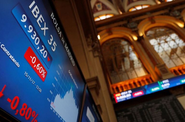 Los especuladores duplican en un mes sus apuestas contra los bancos en bolsa
