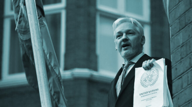El fundador de Wikileaks, Julian Assange. en su refugio en la embajada de Ecuador en Londres.