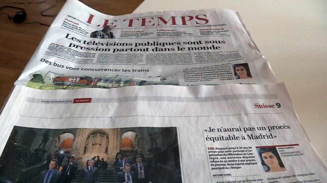 Portada del periódico Le Temps con la entrevista a Anna Gabriel donde anunciaba que se quedaría en Suiza.