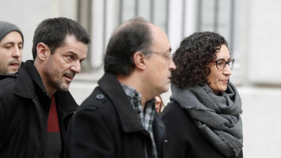 Marta Rovira llega a la sede del Tribunal Supremos para declarar como investigada por su participación en el proceso independentista de Cataluña.