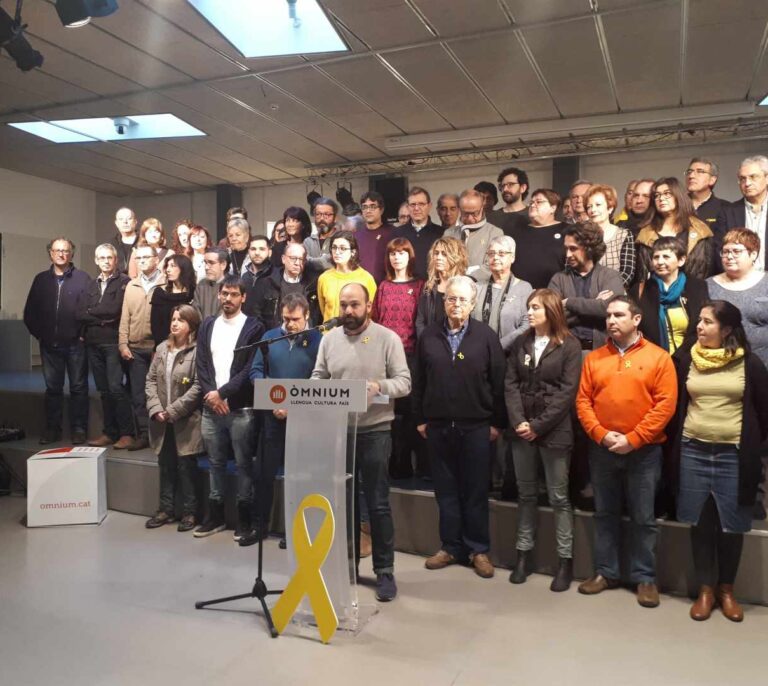 Òmnium exige "máxima unidad y generosidad" para agilizar la investidura