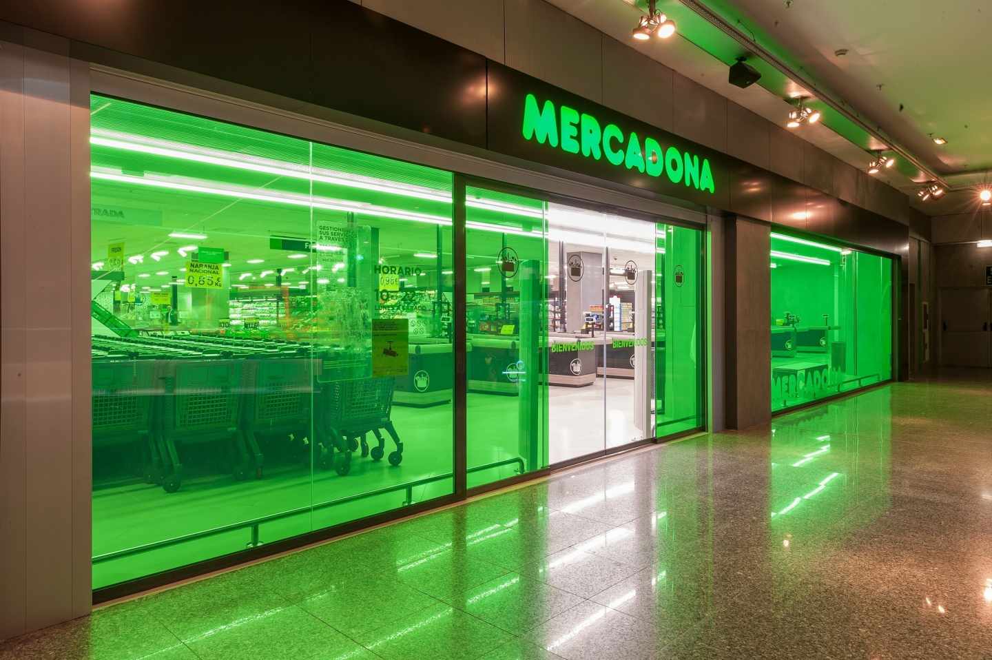 Mercadona prepara su desembarco en Portugal con cuatro supermercados en 2019.