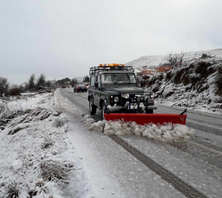 El temporal de nieve y frío este domingo pone en aviso a 31 provincias