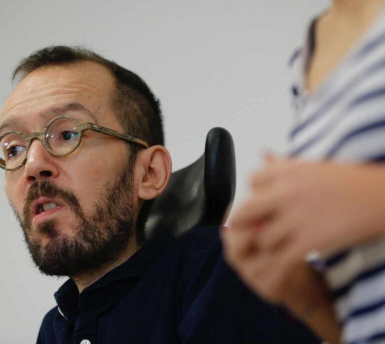 Podemos verticaliza la máquina electoral de 2019: blinda la marca y ata a Andalucía