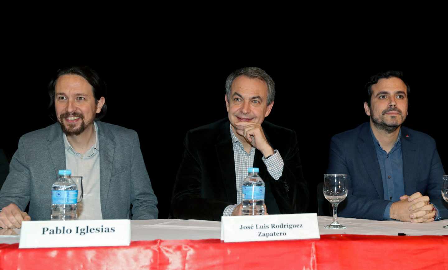 Pablo Iglesias, José Luis Rodríguez Zapatero y Alberto Garzón, en el acto de apoyo a Evo Morales celebrado en Madrid.