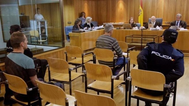 Los etarras Portu y Sarasola, durante su declaración. Los etarras Portu y Sarasola, durante su declaración.
