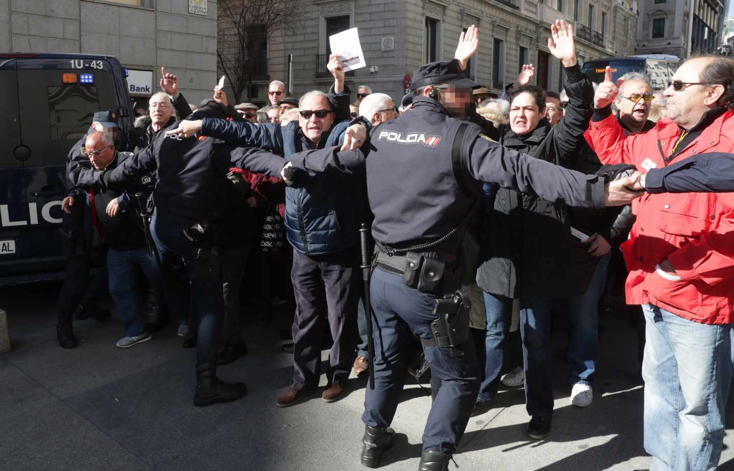 Los pensionistas al PSOE: "Os habéis equivocado, Sánchez ni nos ha recibido"