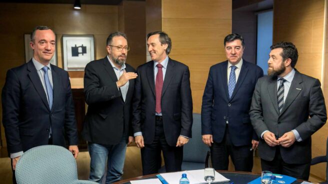 Los negociadores de PP y Ciudadanos, este miércoles en el Congreso.
