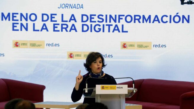 Santamaría propugna una "alfabetización mediática" para evitar las noticias falsas