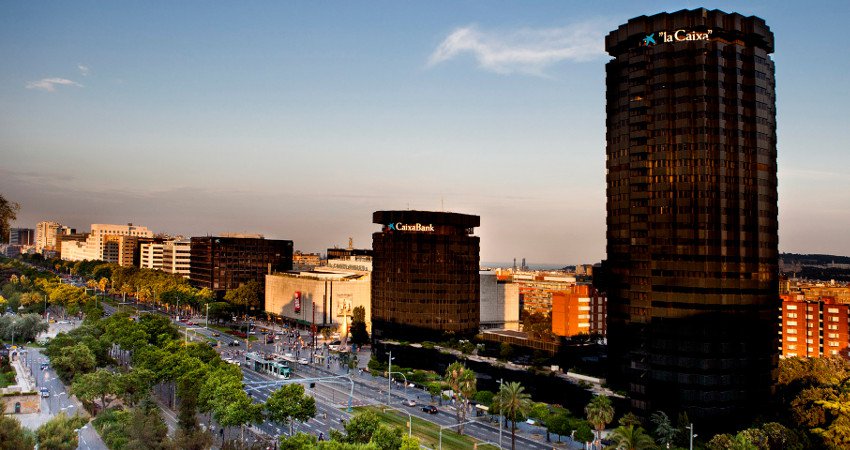 Sede de La Caixa en Barcelona.