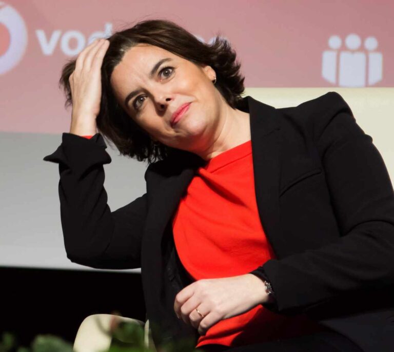 Santamaría responde a Cospedal: "Damos la cara todos y cada uno de los candidatos"