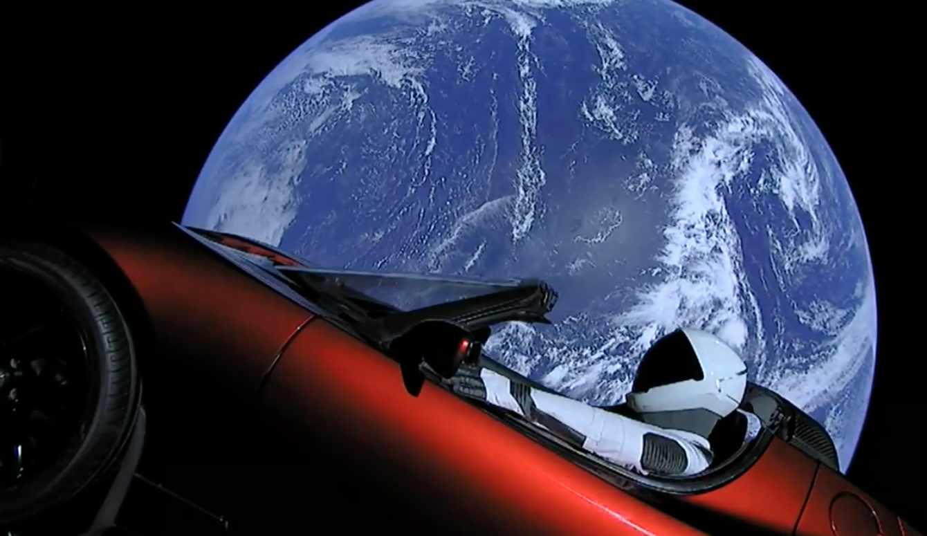 Starman y la tierra