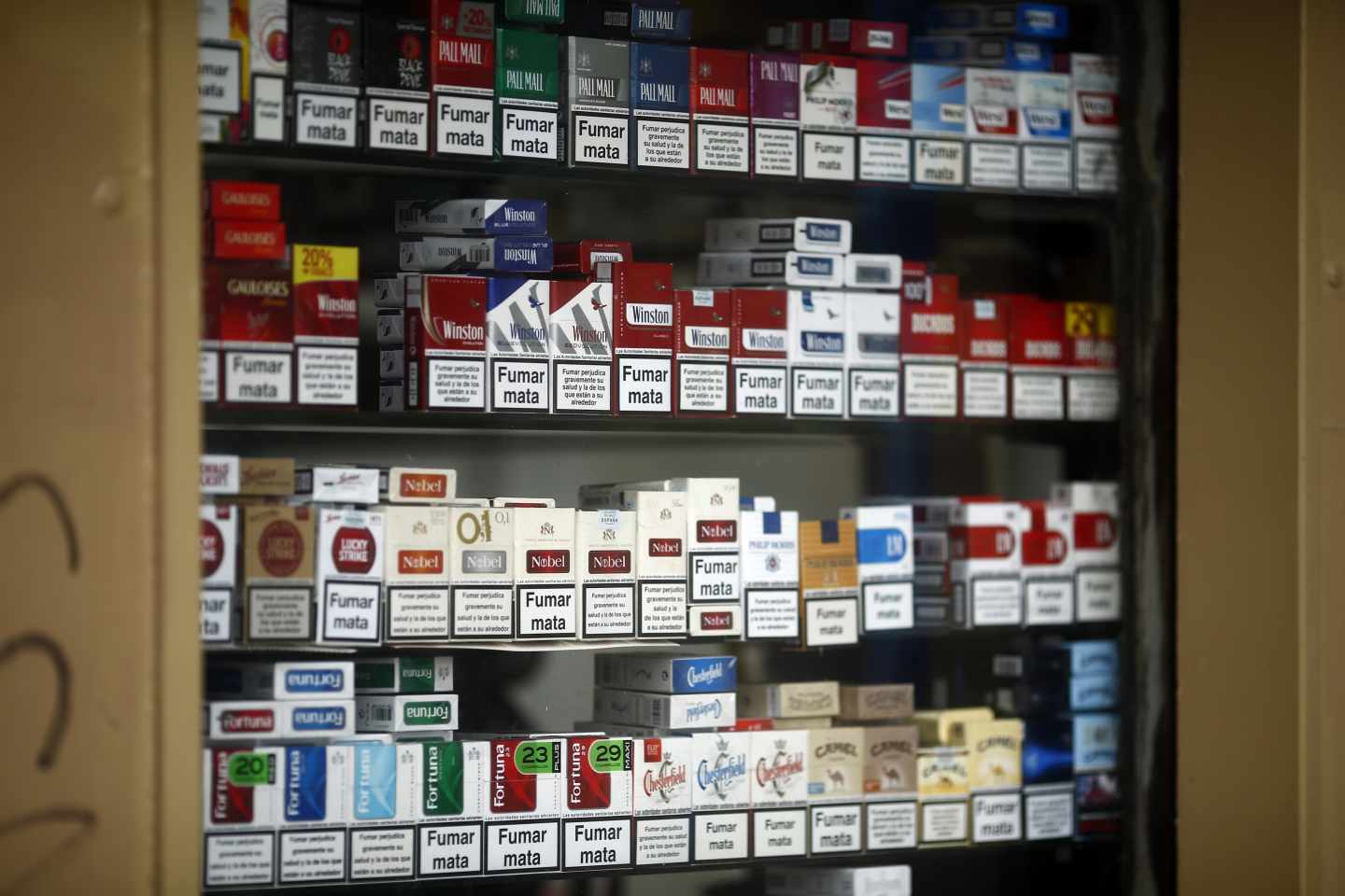 El tabaco genera 3.200 millones y 50.000 empleos en España.